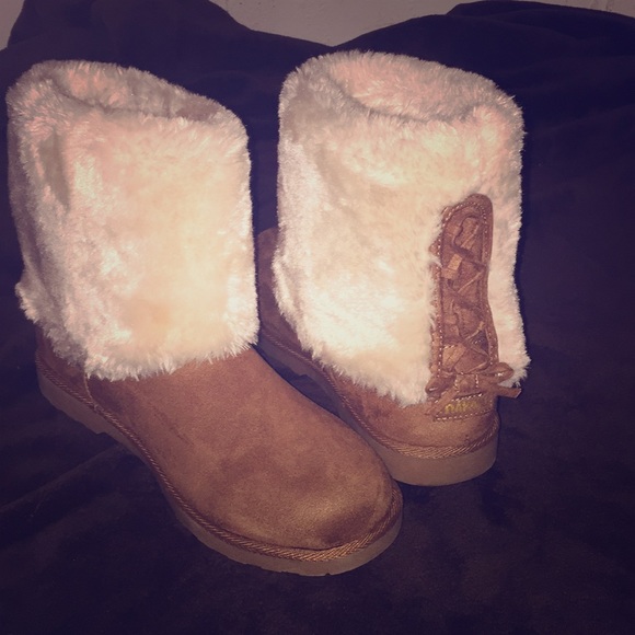 boots - Picture 1 of 1